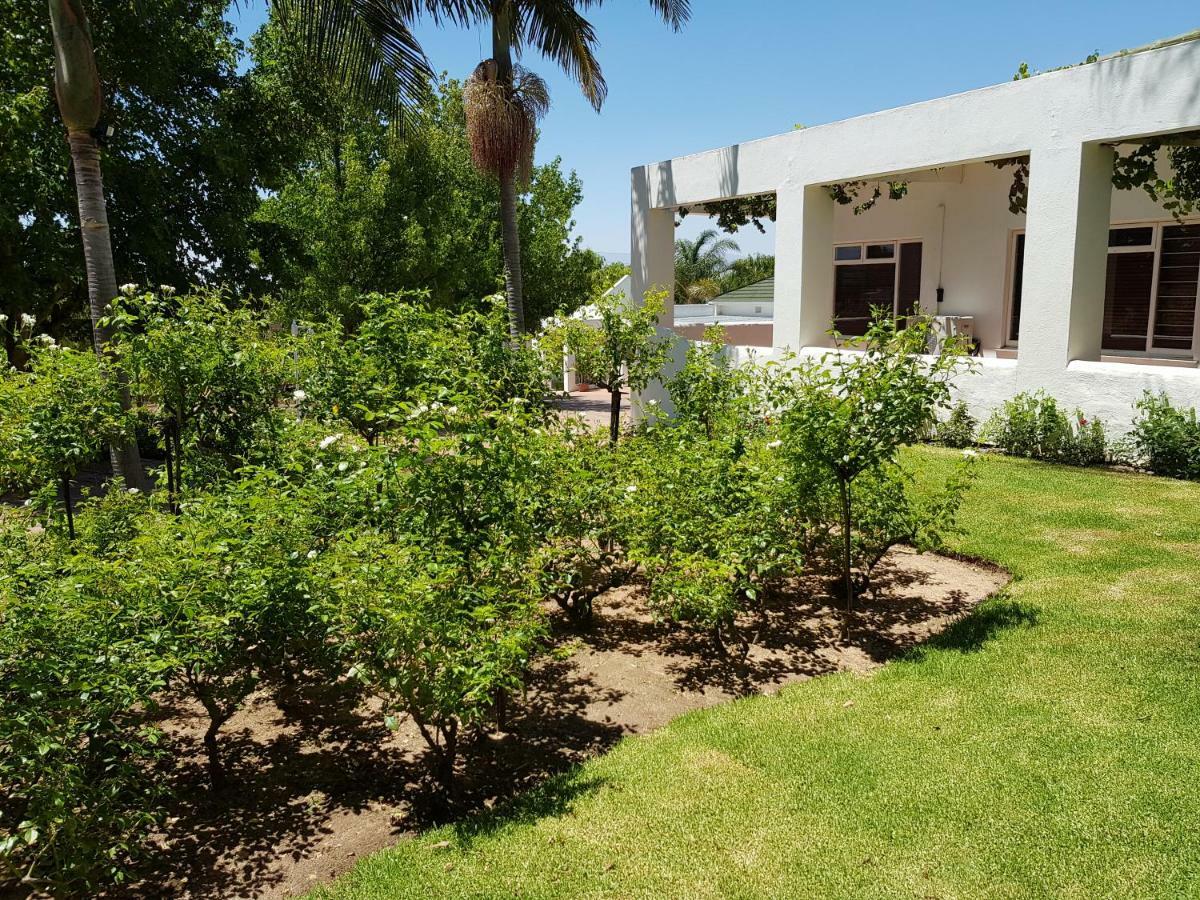 Zonnevanger Guesthouse Noorder-Paarl Exteriör bild